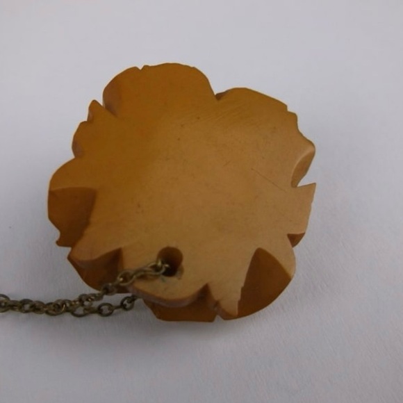 Vintage 1940s German Bakelite Rose Necklace 22" - Picture 4 of 5